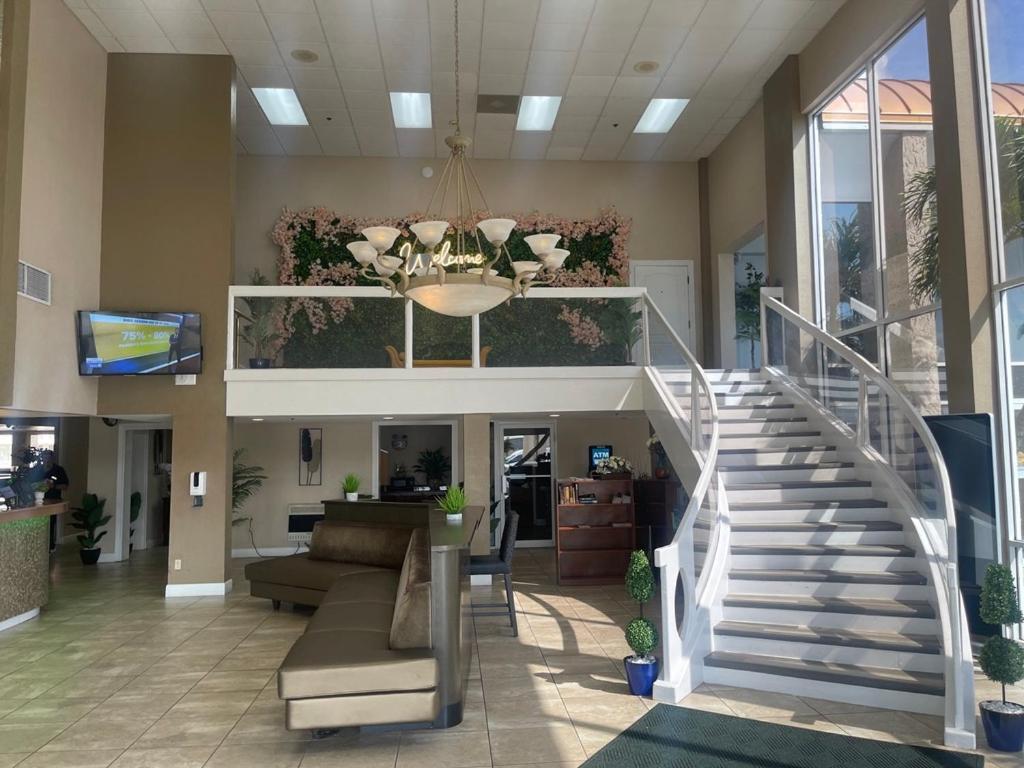 Quality Inn & Suites Conference Center New Port Richey Bagian luar foto